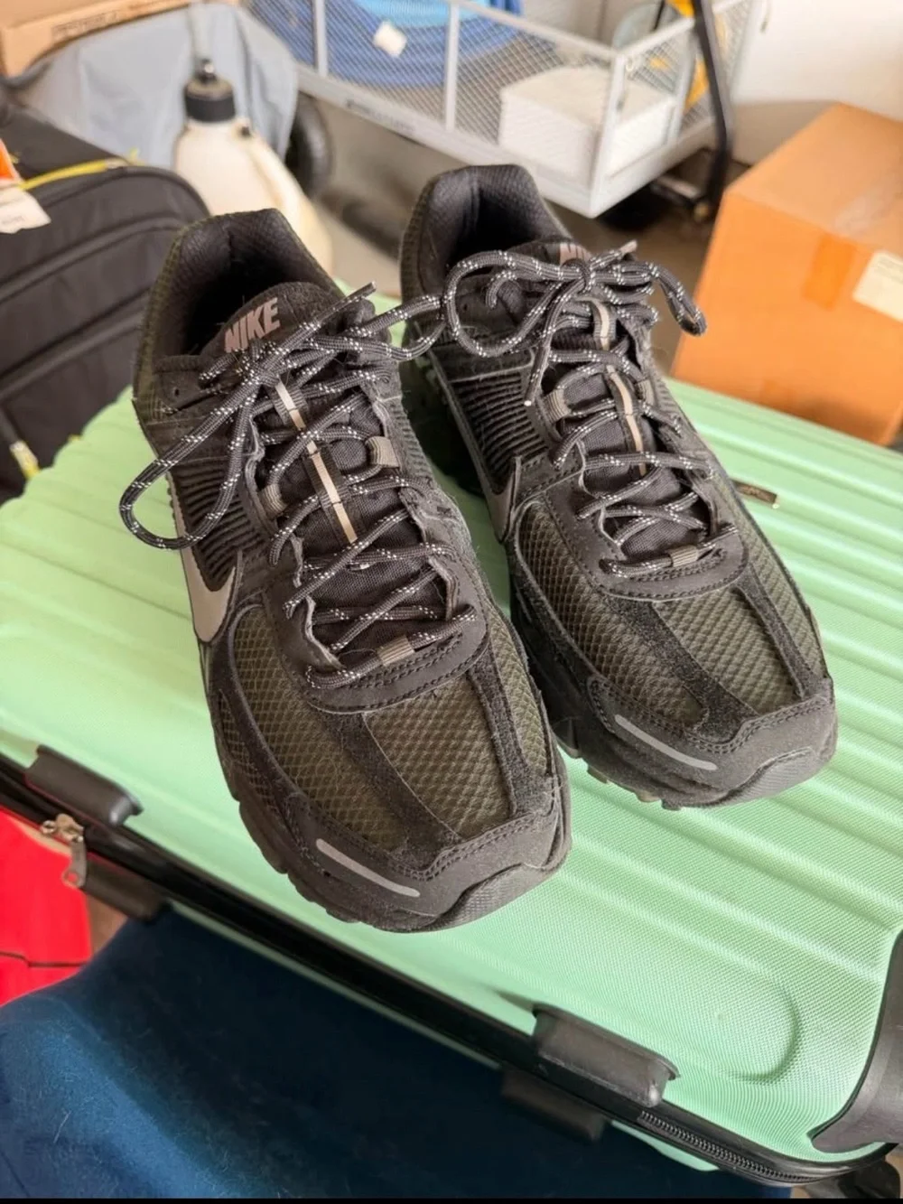 Nike Men’s Black Mesh & Reflective Accent Sneakers